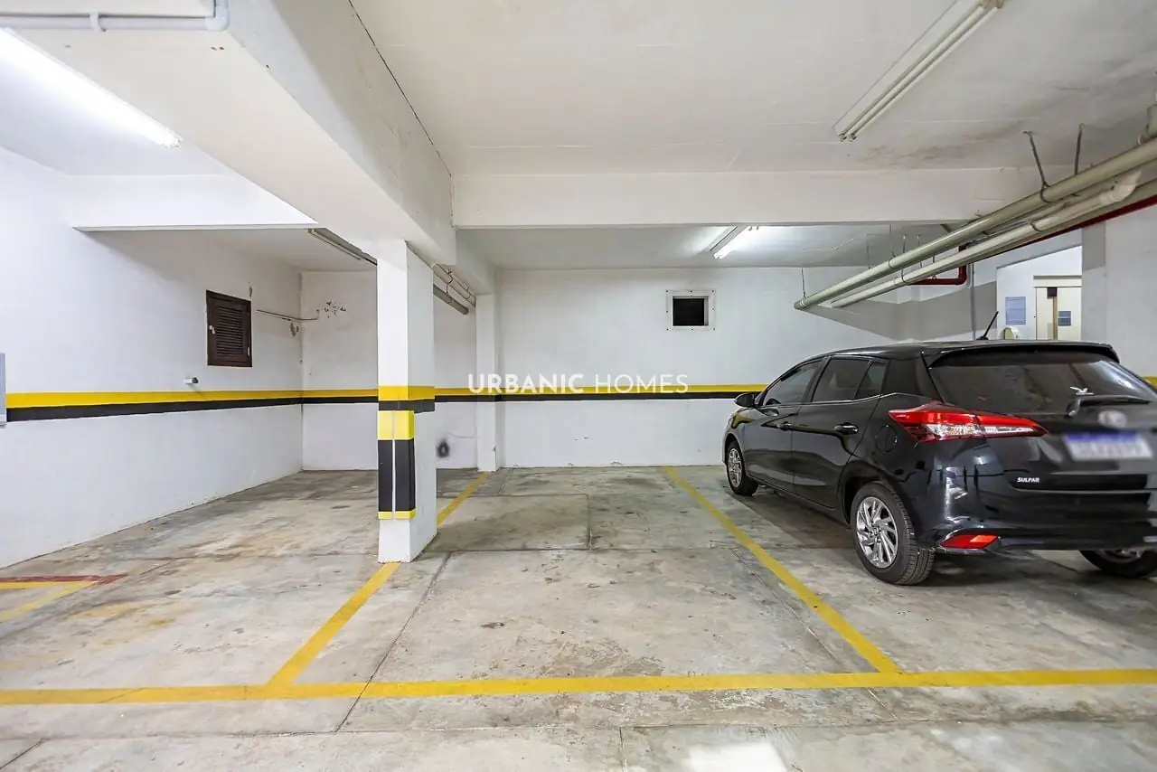 Vaga na garagem coberta